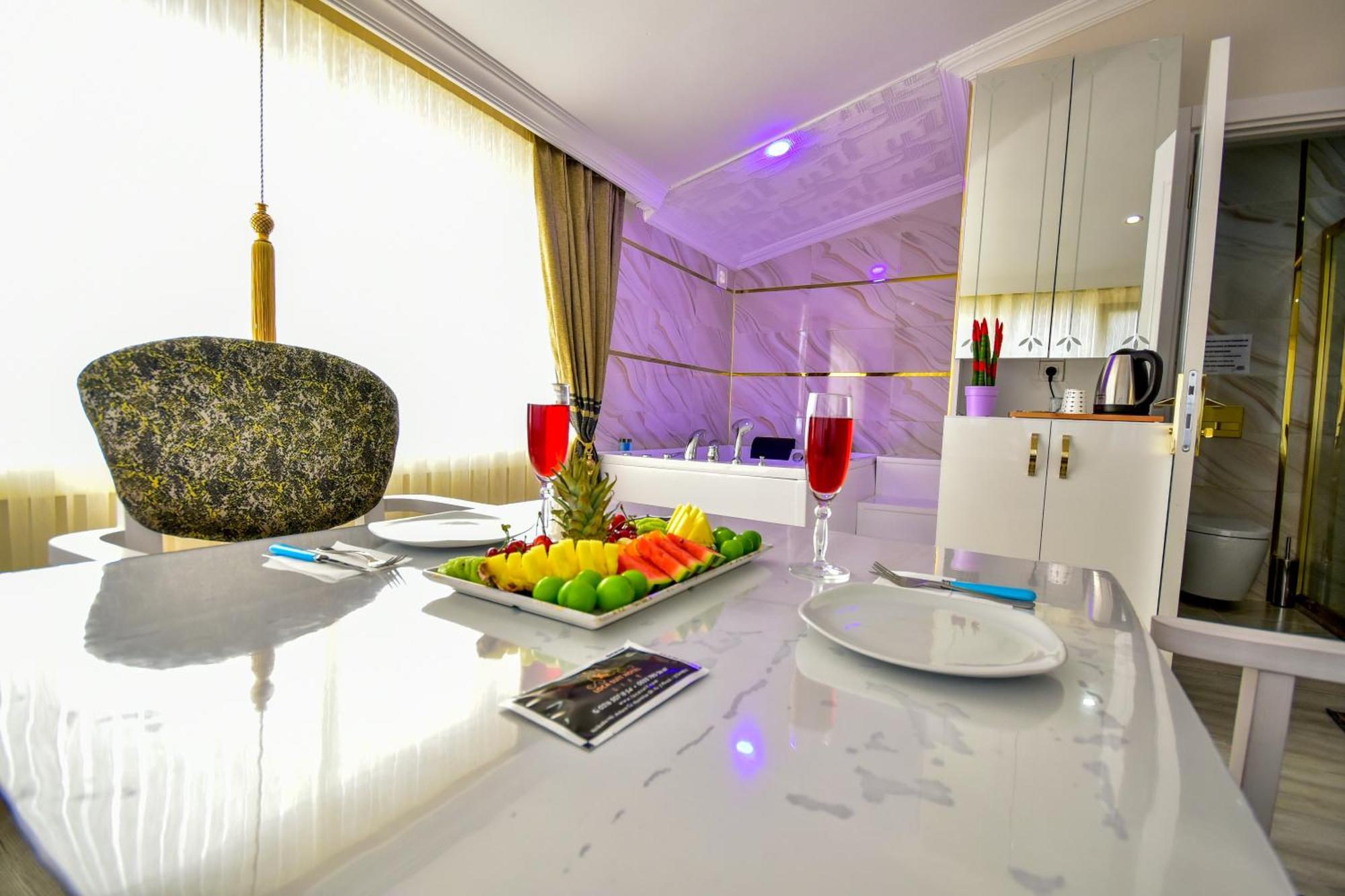 Loca Suit Life Airport Hotel Estambul Exterior foto